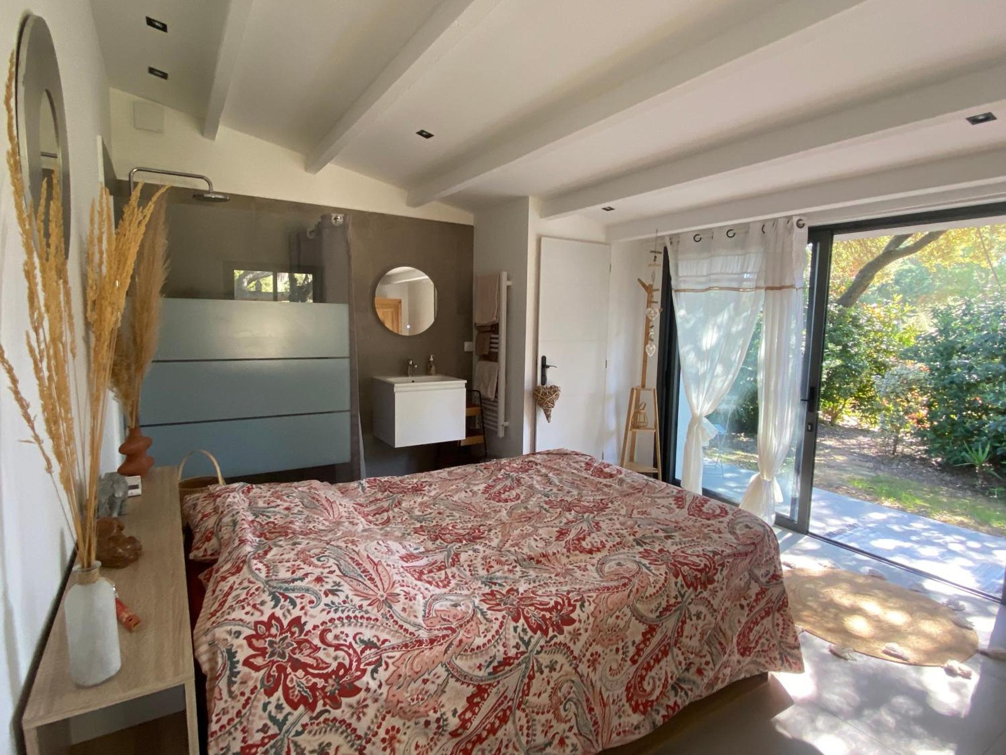 Chambre A Louer Laouque Exteriér fotografie